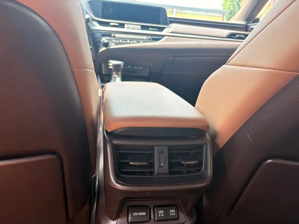 Lexus ES — фотографии объявления, Фото 11