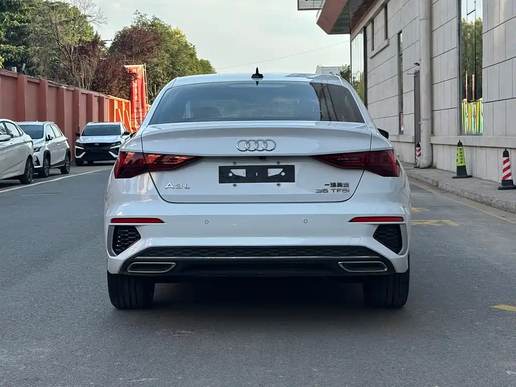Audi A3 2023 A3L Limousine 35 TFSI Fashion Sport