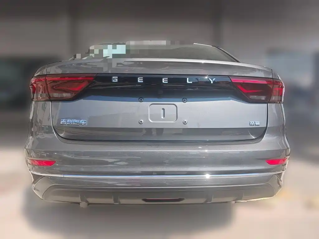 Geely Emgrand — миниатюра 5