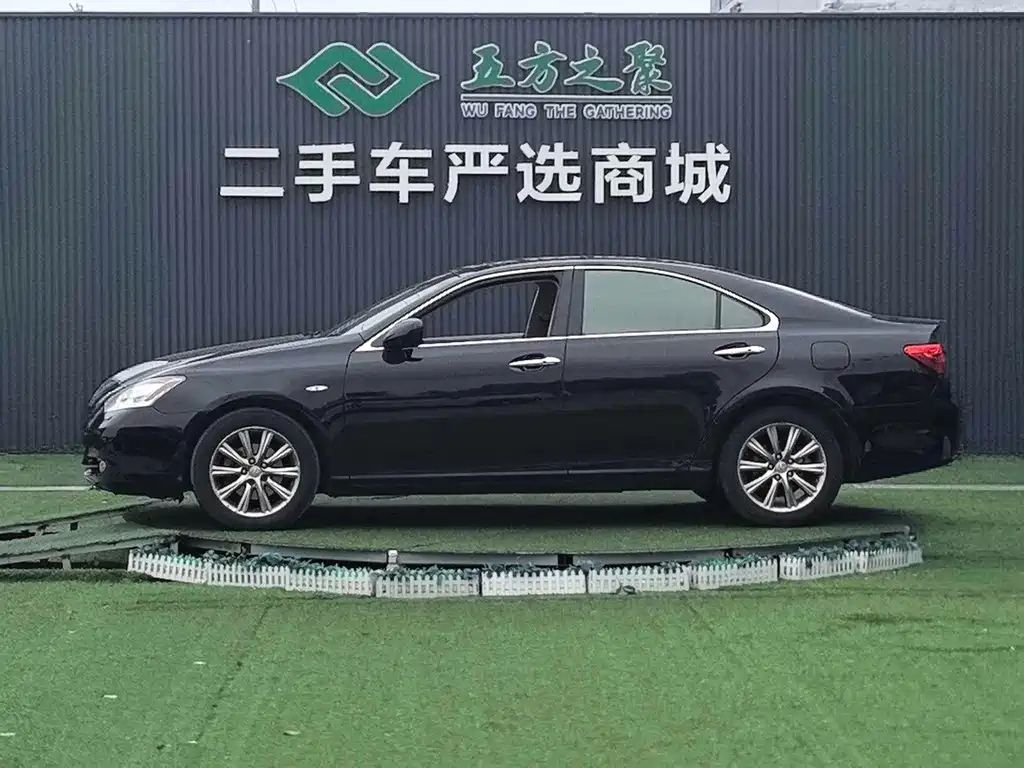 Lexus ES — миниатюра 3