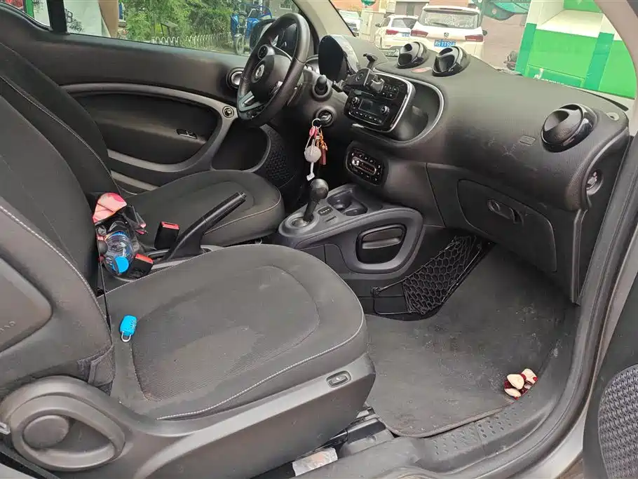 Smart fortwo 2017 1.0L 52 V
