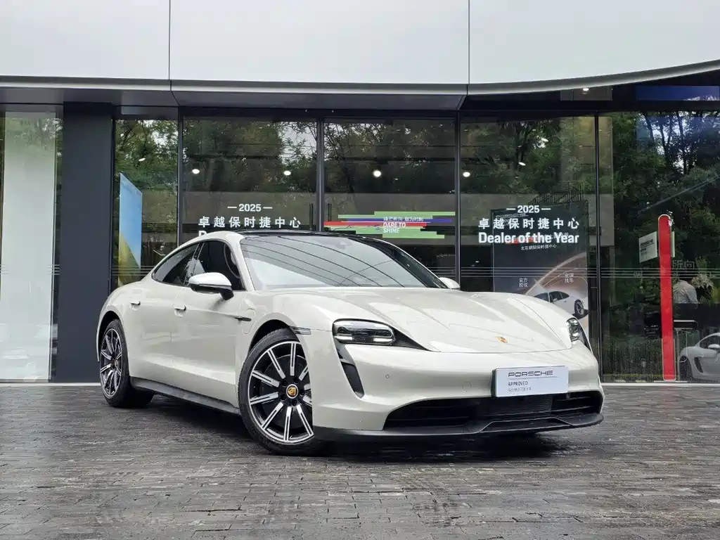Porsche Taycan — миниатюра 4