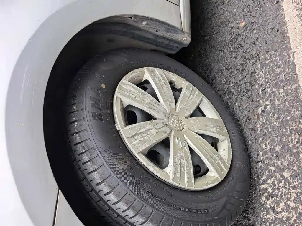 Volkswagen Jetta — миниатюра 7