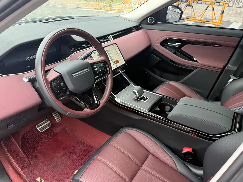 Land Rover Range Rover Evoque 2024 L SE