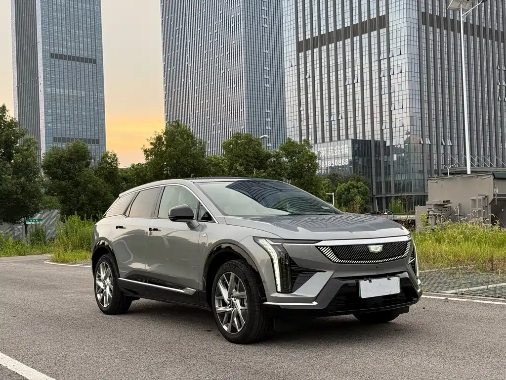 Cadillac IQ — миниатюра 3