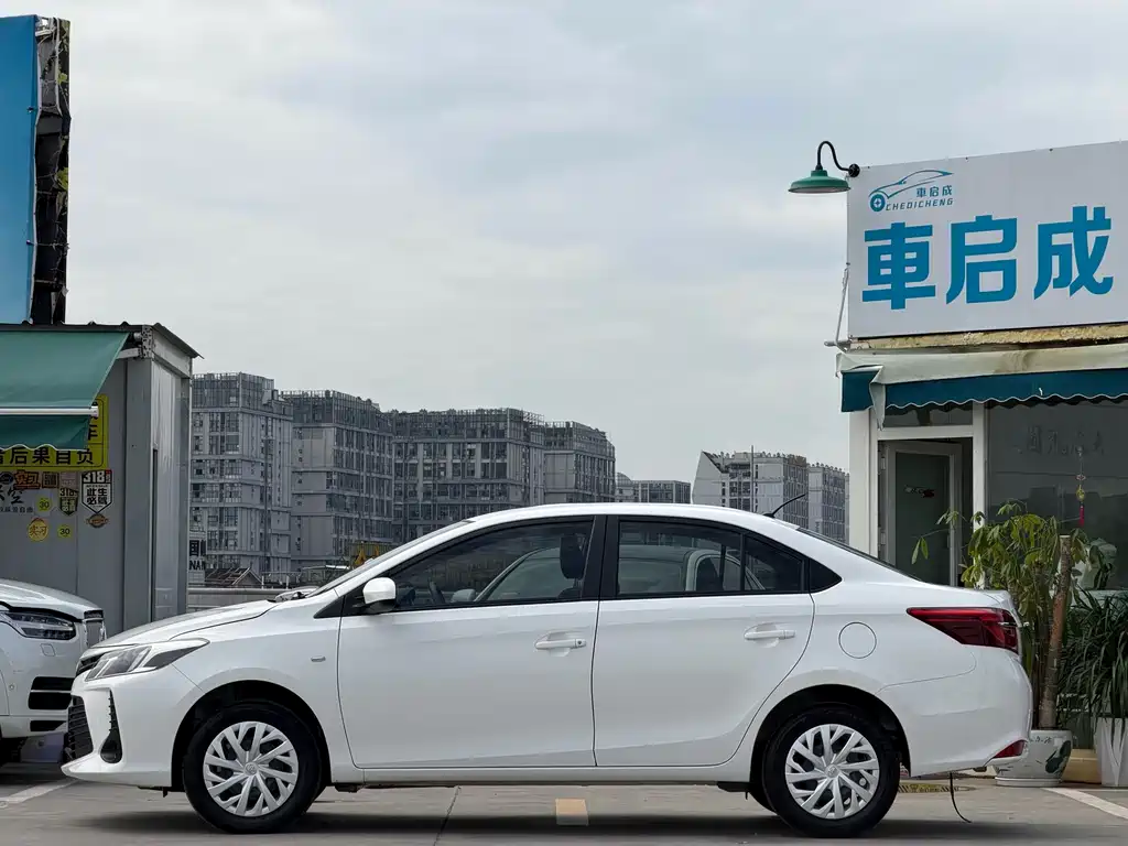 Toyota Vios — миниатюра 5