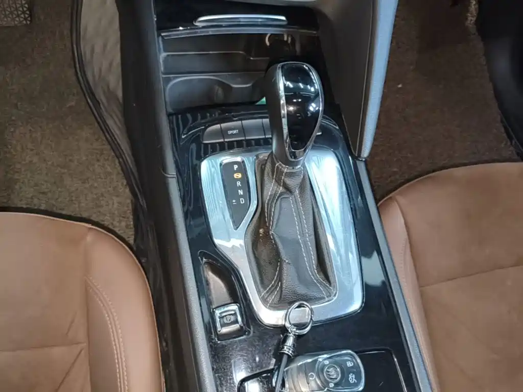 Buick Regal — миниатюра 14