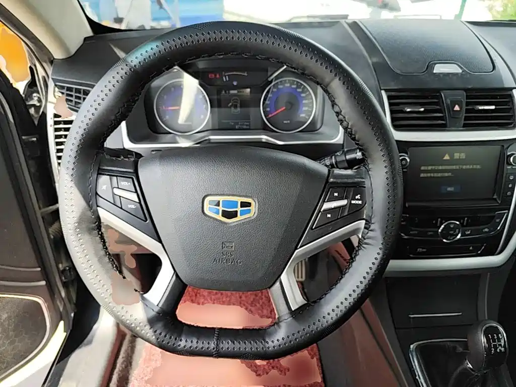 Geely Emgrand — миниатюра 11
