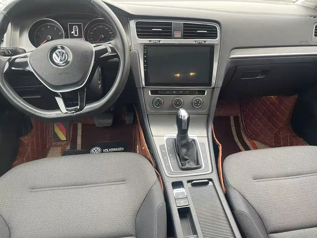 Volkswagen Golf — миниатюра 5