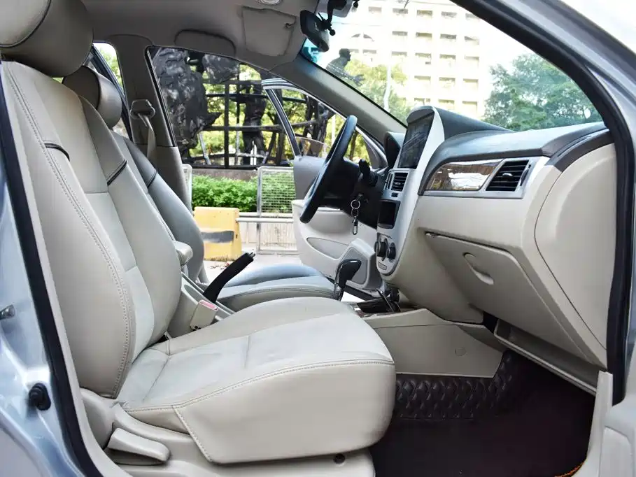 Buick Excelle — миниатюра 8