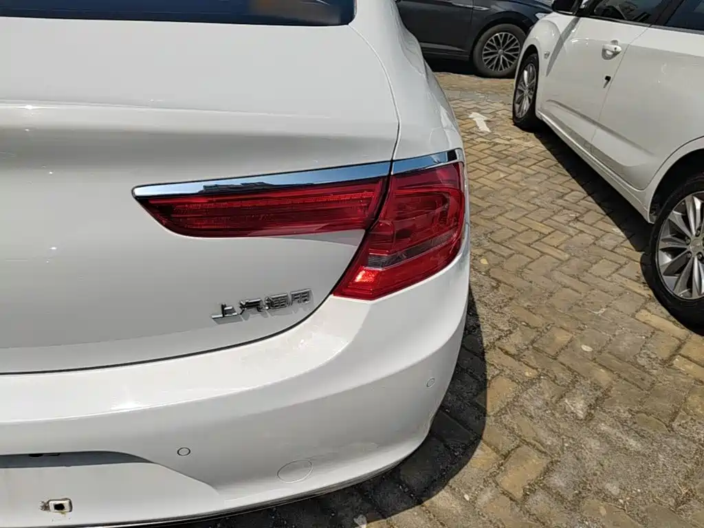 Buick LaCrosse — миниатюра 8