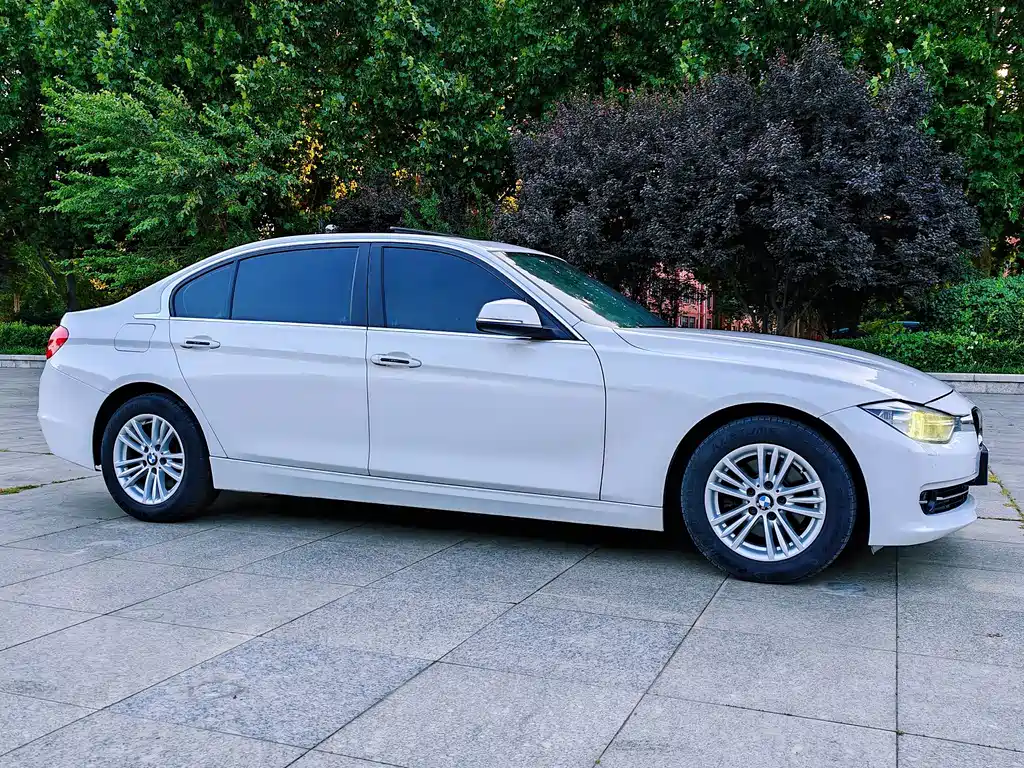 BMW 3 Series — миниатюра 17