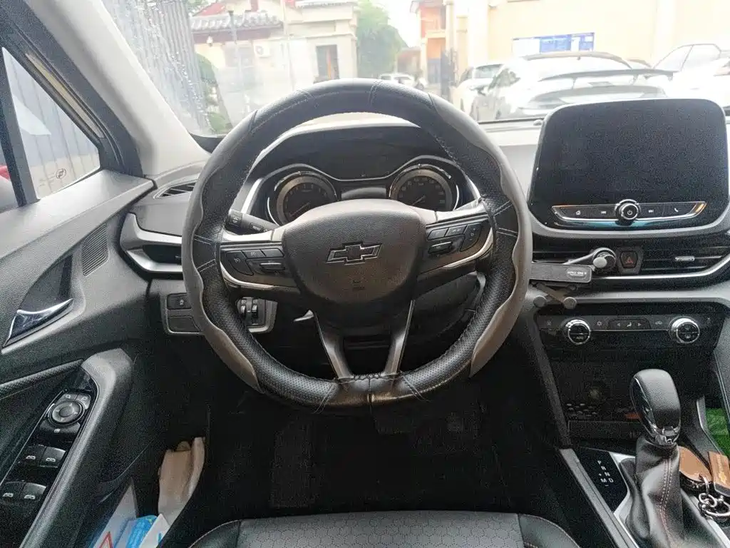 Chevrolet Volando — миниатюра 11