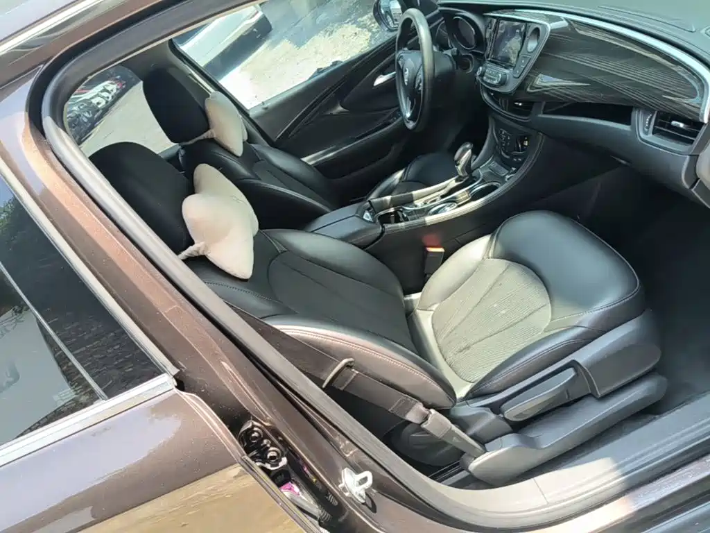 Buick Envision Plus — миниатюра 25