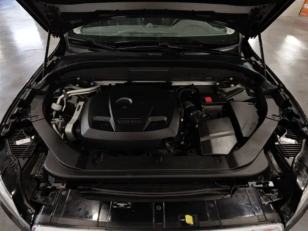 Volvo XC60 2021 T5 Luxury