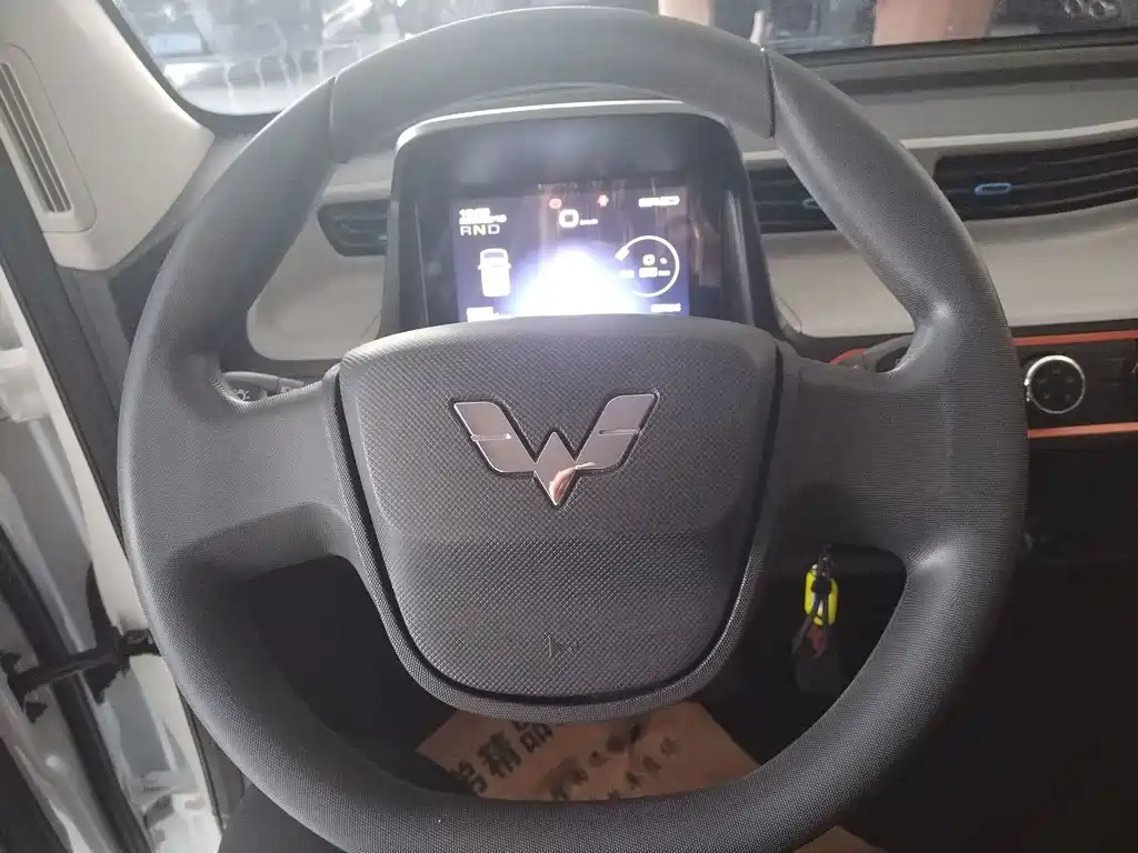 Wuling MINIEV — миниатюра 8