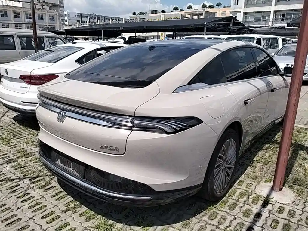Buick Electra L7 — миниатюра 7