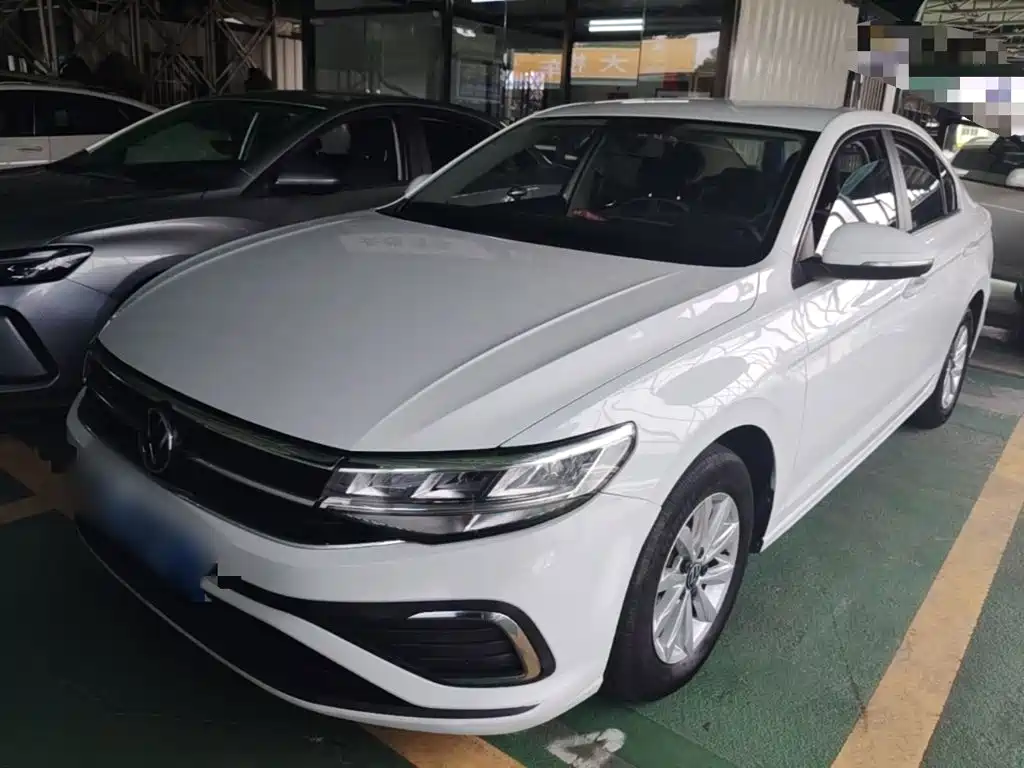 Volkswagen Bora — миниатюра 2