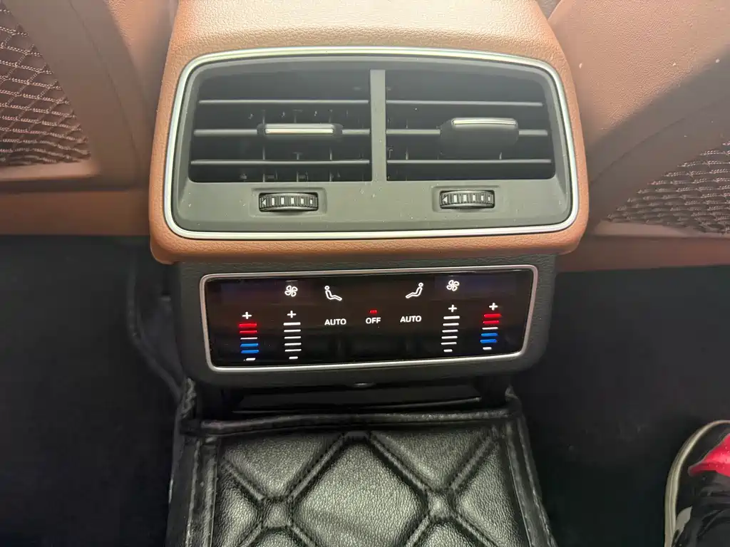 Audi A6L — миниатюра 4