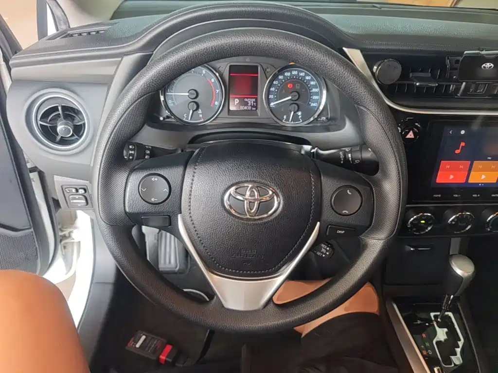 Toyota Corolla — миниатюра 11