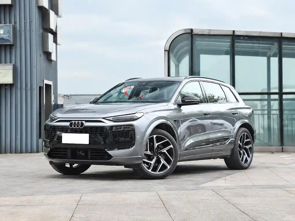 Audi Q6L E-tron