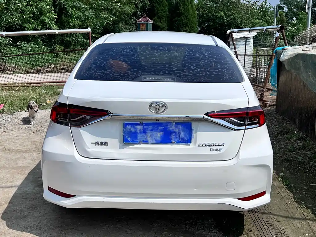 Toyota Corolla — миниатюра 8