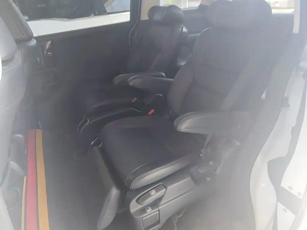 Honda Odyssey — миниатюра 17