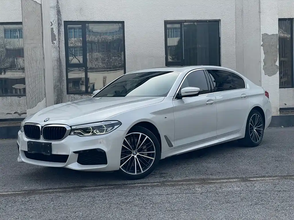 BMW 5 Series 2020