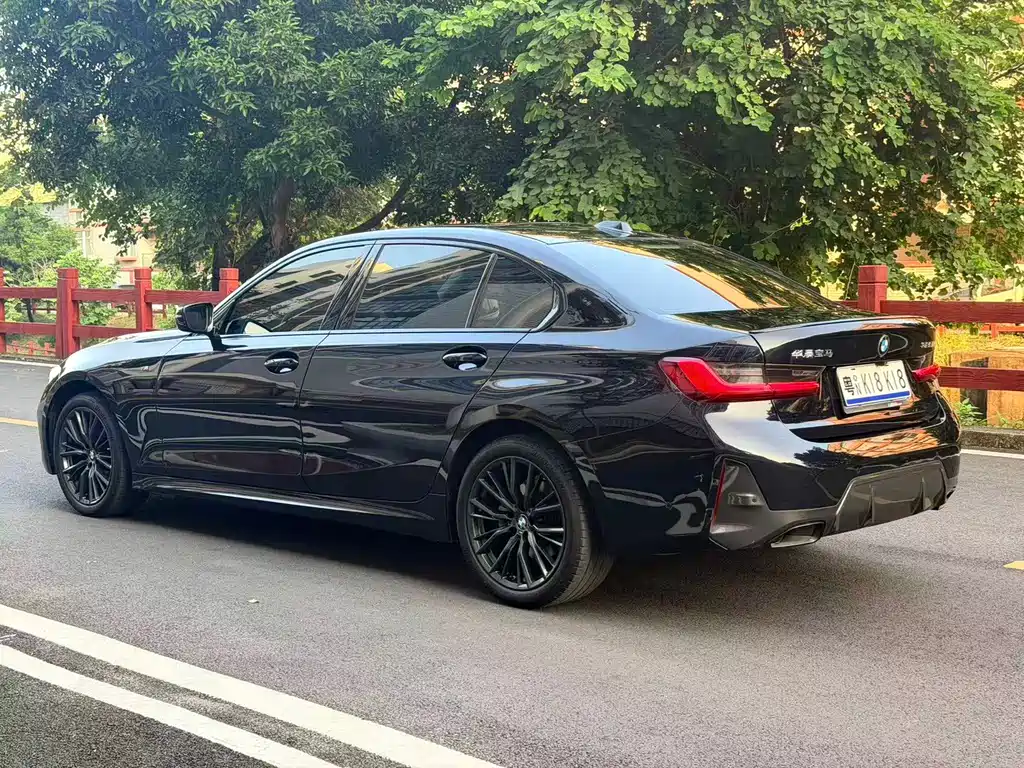 BMW 3 Series — миниатюра 6