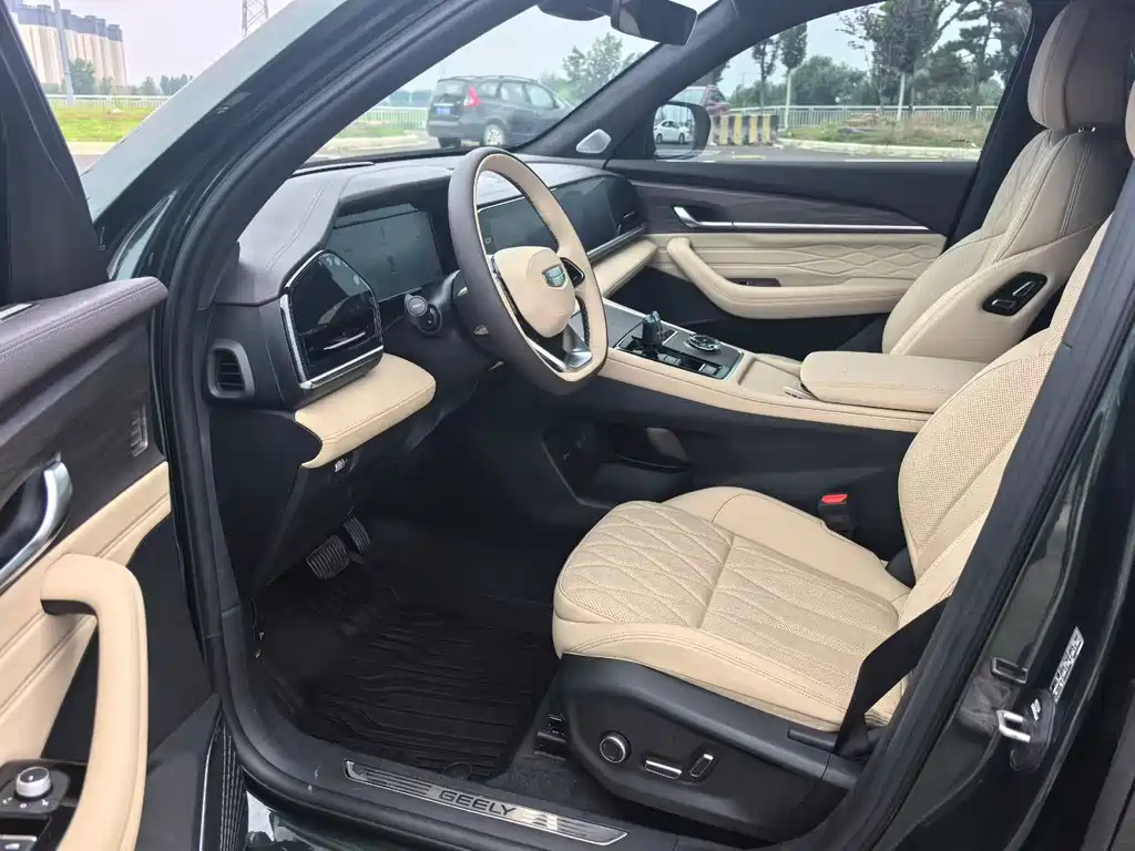 Geely Monjaro L 2025 2.0TD AT