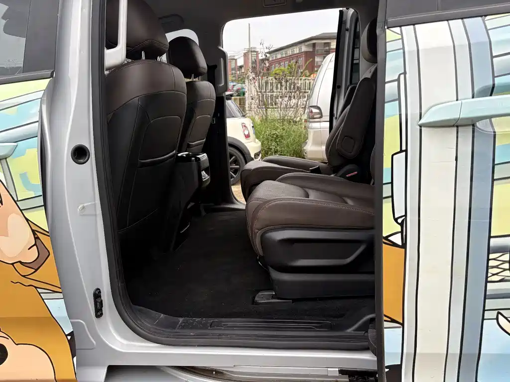 Wuling Звездный свет 730 Новая энергия — миниатюра 5