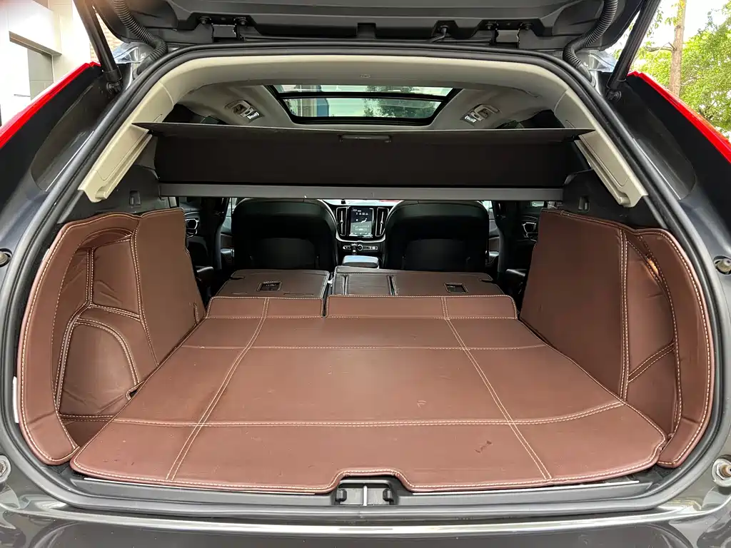 Volvo XC60 — миниатюра 17