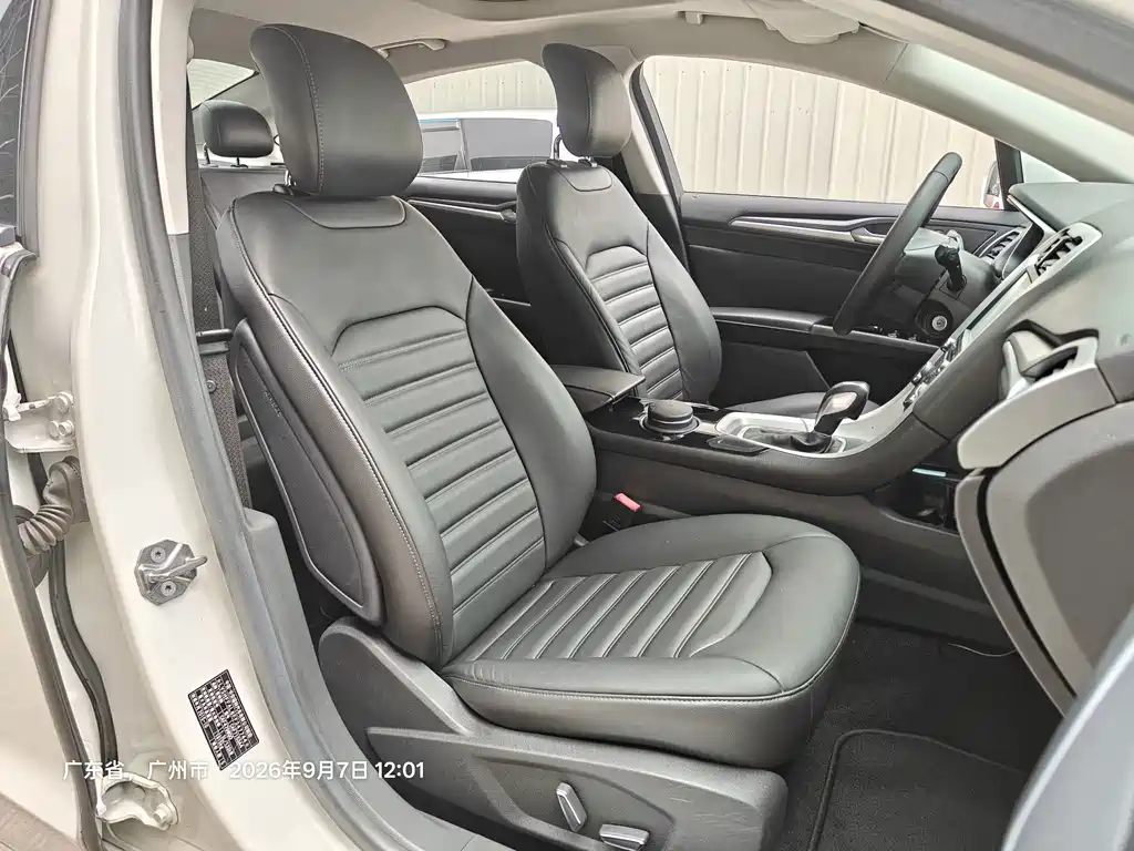 Ford Mondeo — миниатюра 14