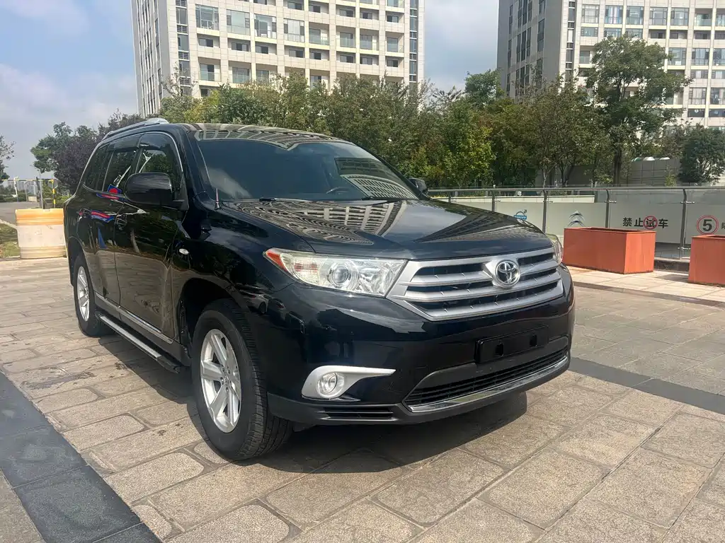 Toyota Highlander — миниатюра 3