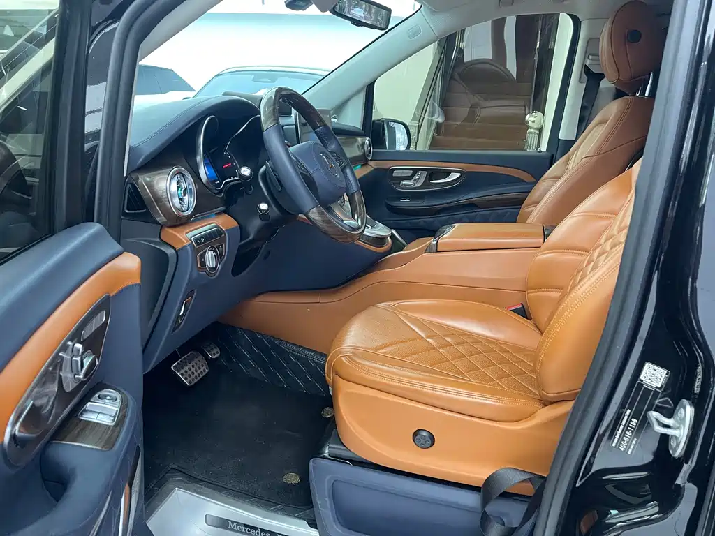 Mercedes-Benz V-Class V 2021 V 260 L Luxury