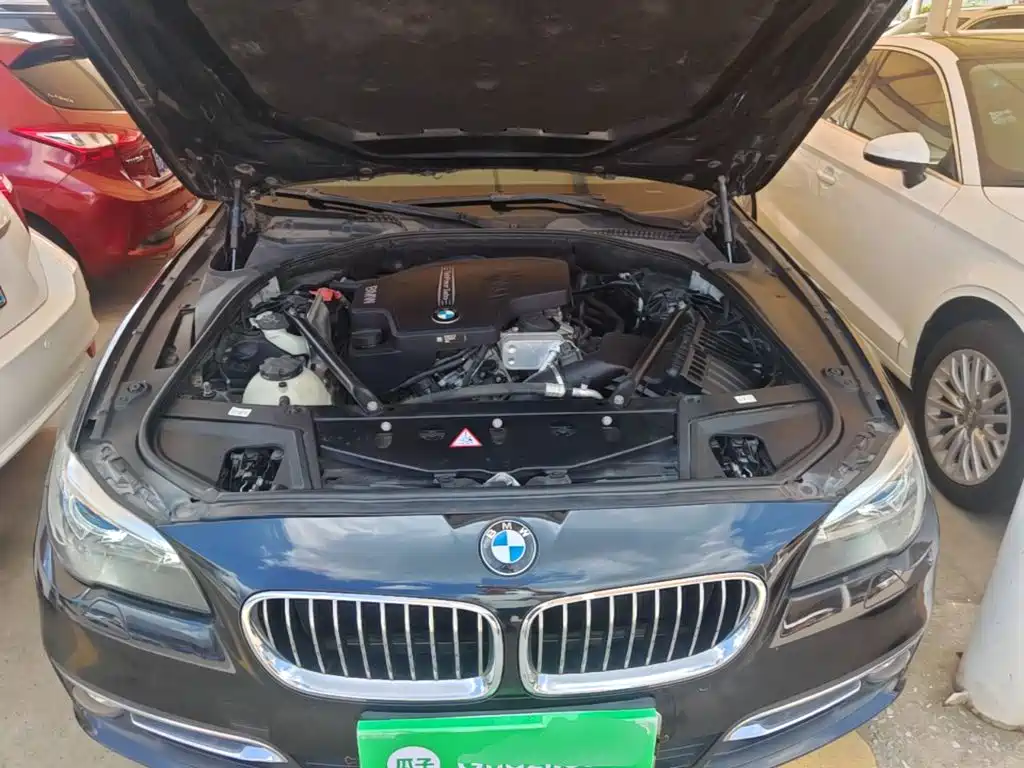 BMW 5 Series — миниатюра 20