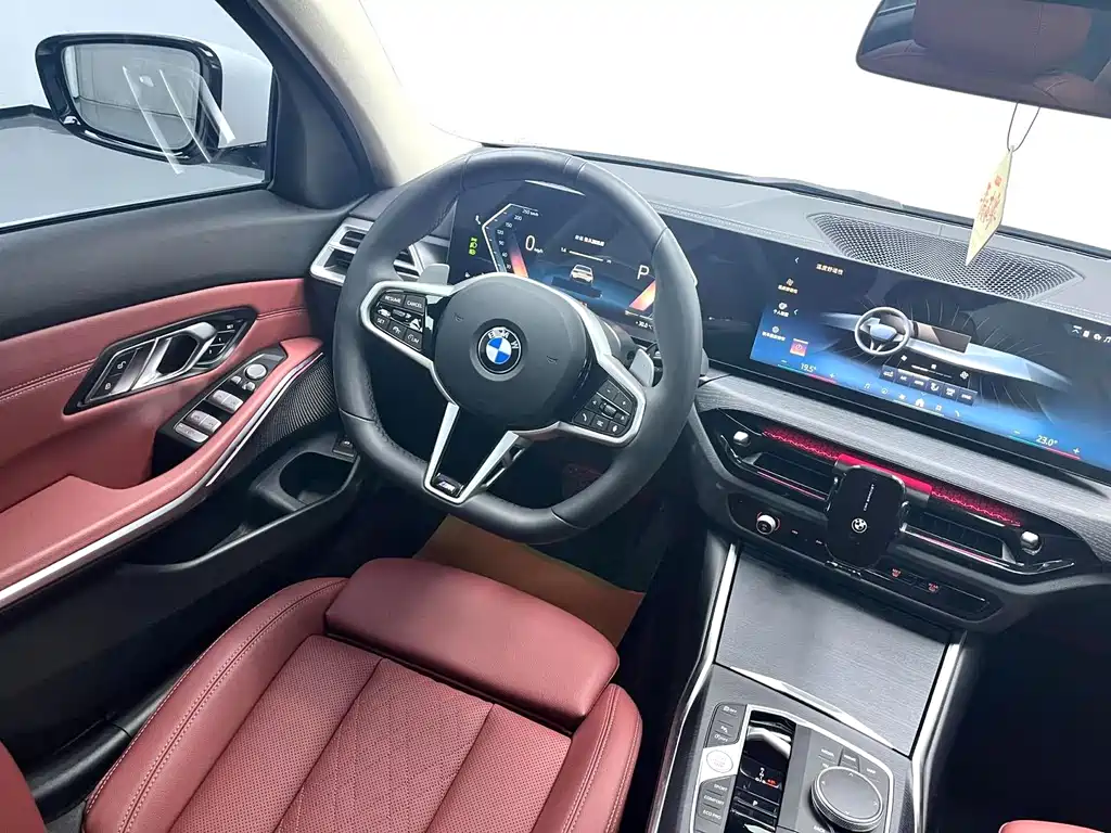 BMW 3 Series — миниатюра 8