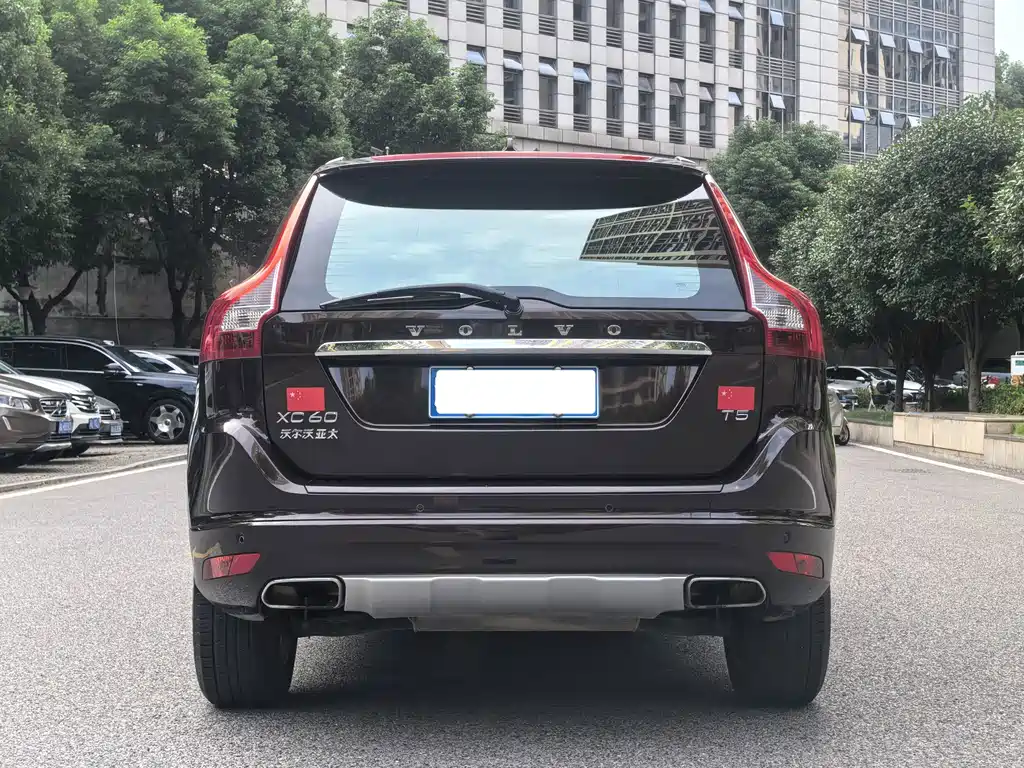 Volvo XC60 — миниатюра 5