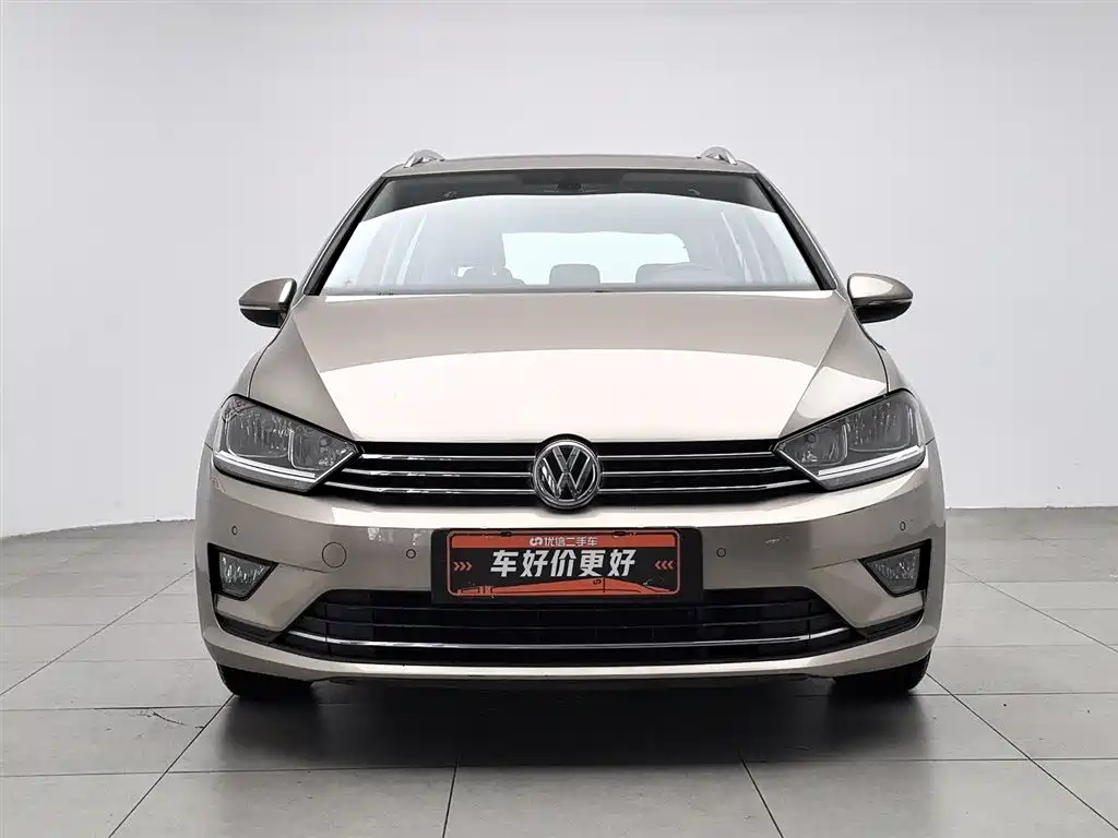 Volkswagen Golf · 2016 230TSI AT