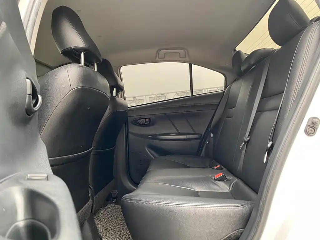 Toyota Vios — миниатюра 6
