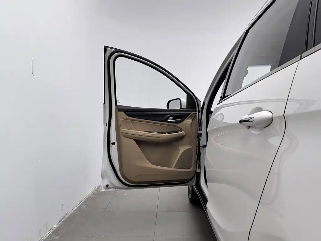 Baojun 730 — миниатюра 8