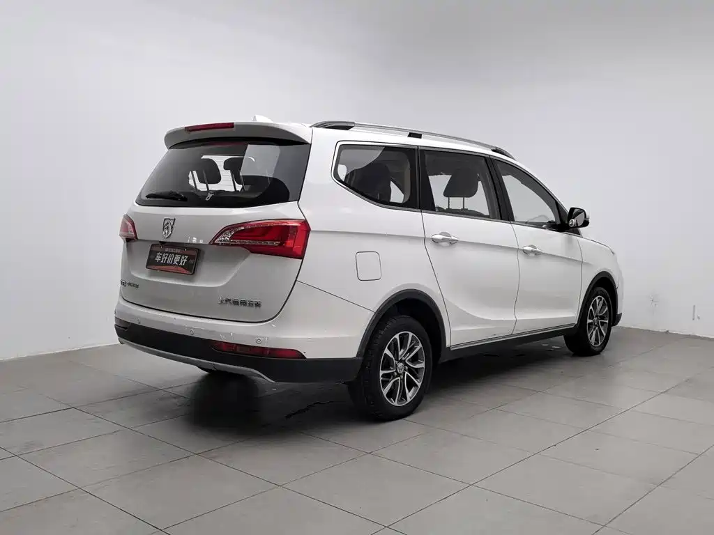 Baojun 730 — миниатюра 2