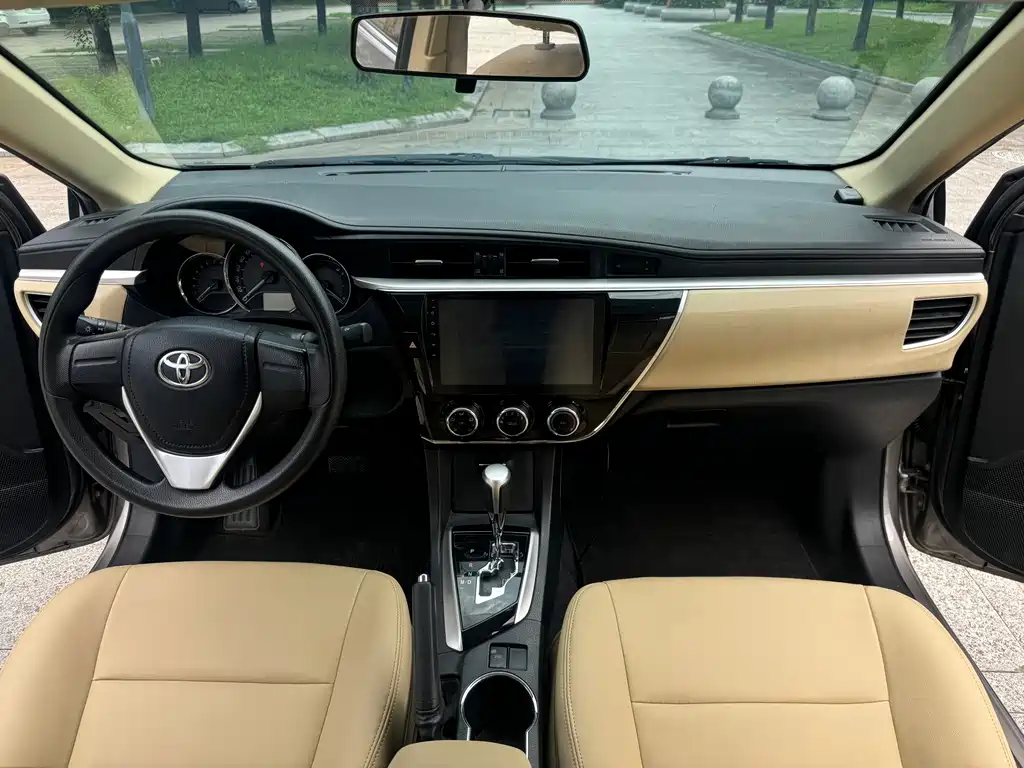 Toyota Corolla — миниатюра 5