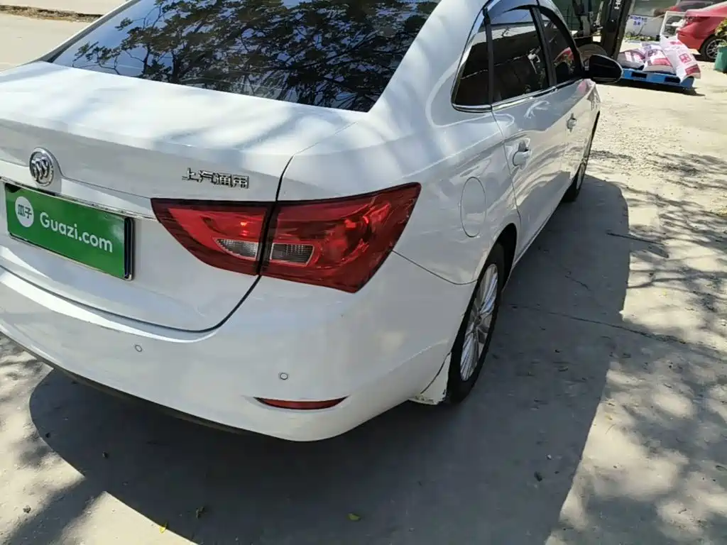 Buick Excelle — миниатюра 8