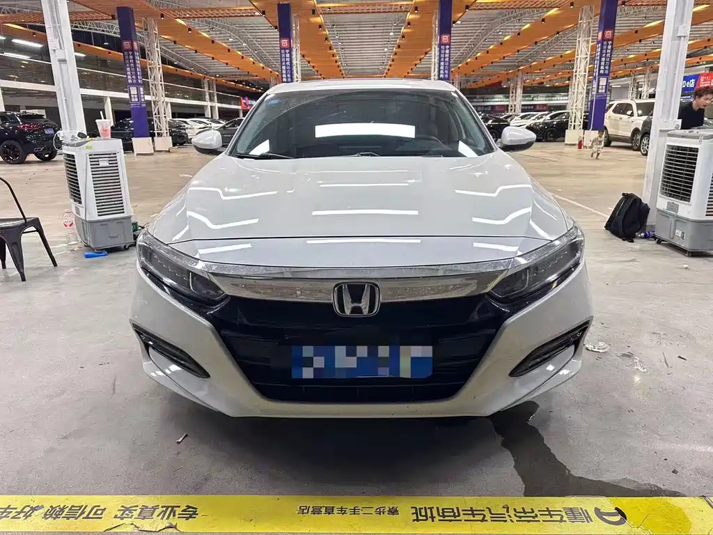 Honda Accord — миниатюра 6