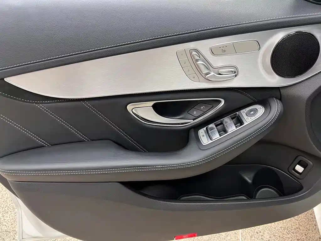 Mercedes-Benz C-Class AMG — миниатюра 12