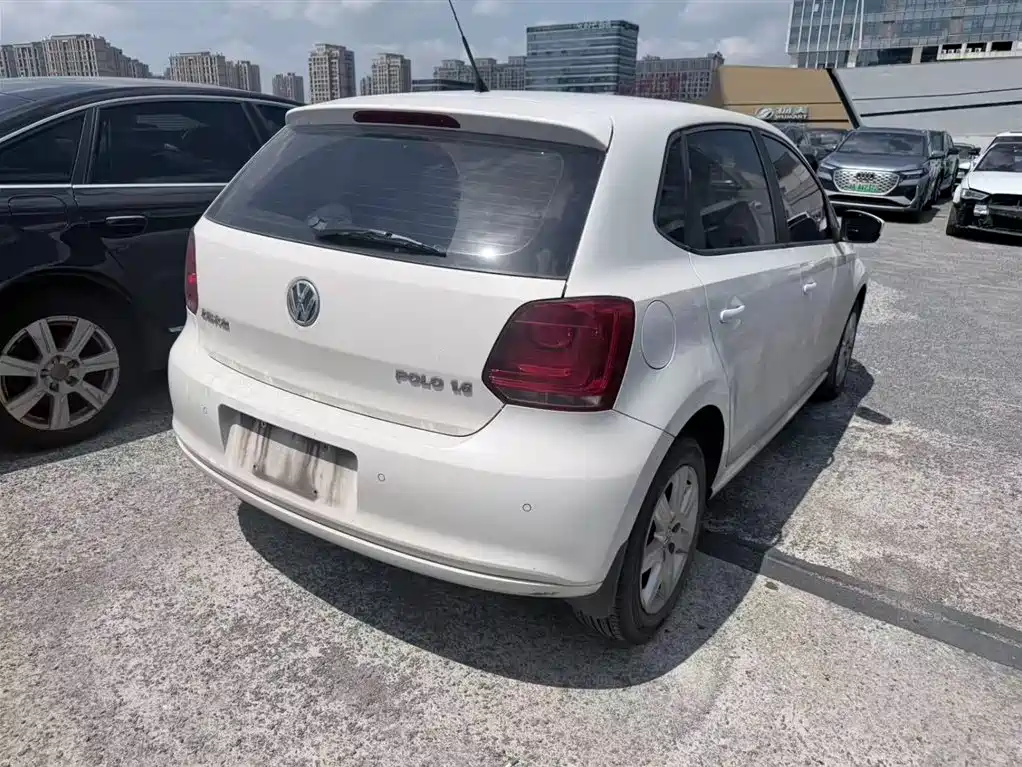 Volkswagen Polo — миниатюра 5