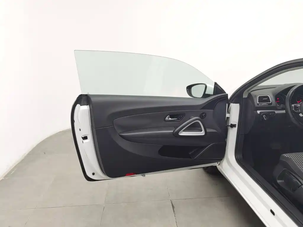 Volkswagen Scirocco — миниатюра 8