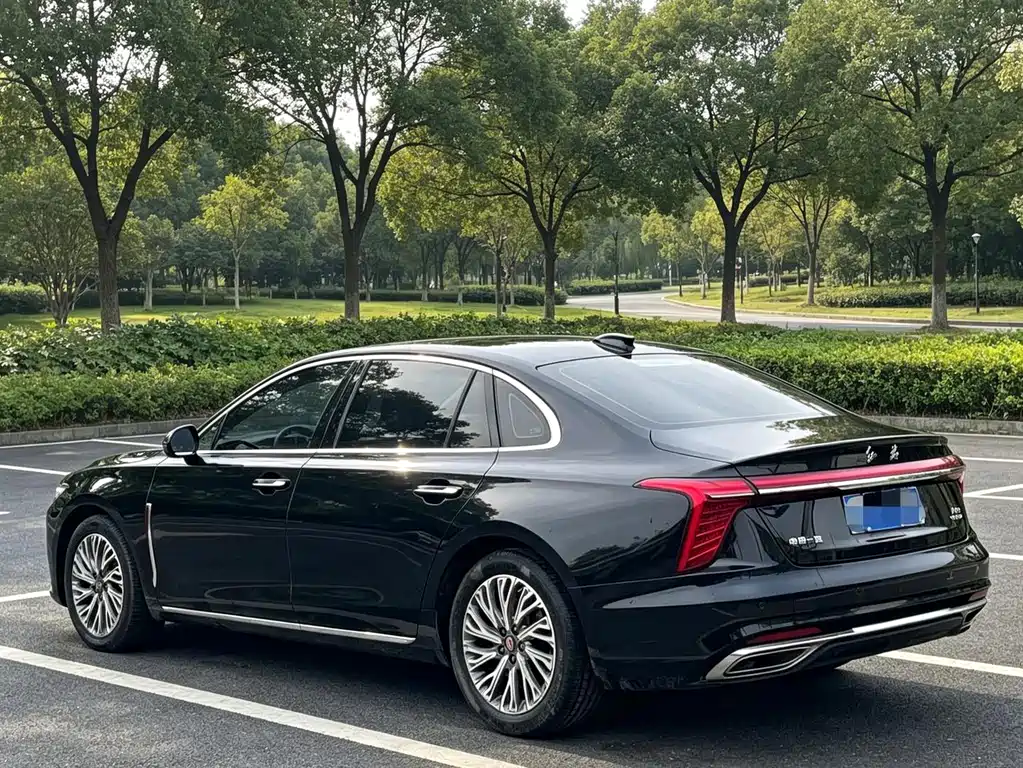 Hongqi Hongqi H5 — миниатюра 7