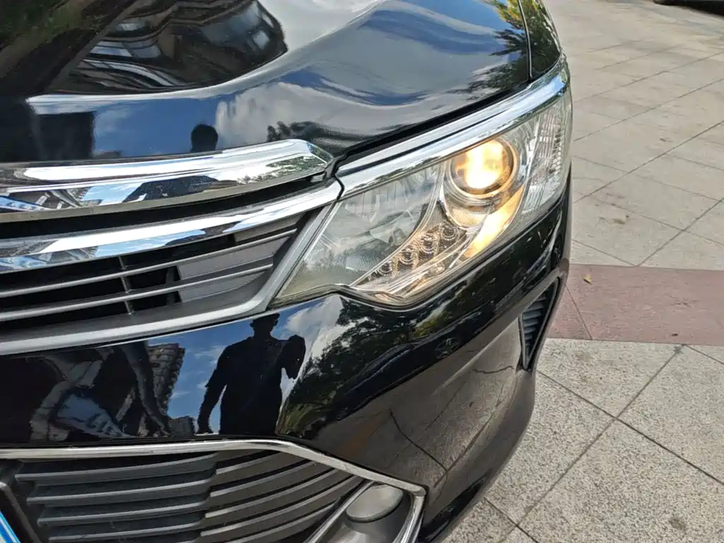 Toyota Camry — миниатюра 24